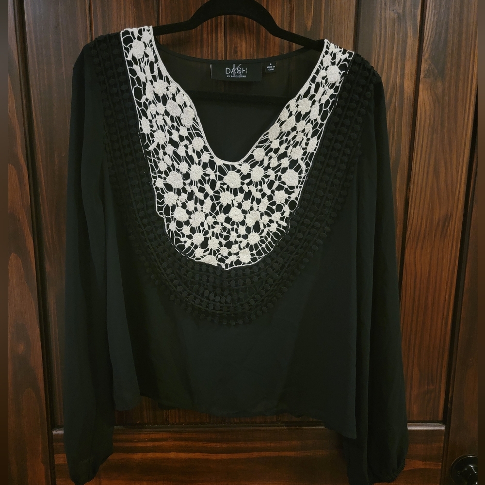 Dash Black and White Lace Women's Top